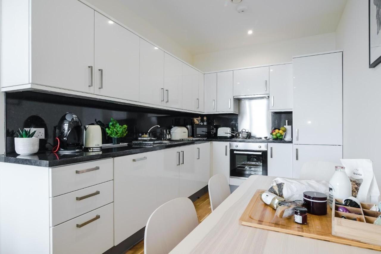 Panorama Apartments By Mesh Accommodation Short & Long Term Lets Ashford For Contractors Or Corporate Stays Exterior photo